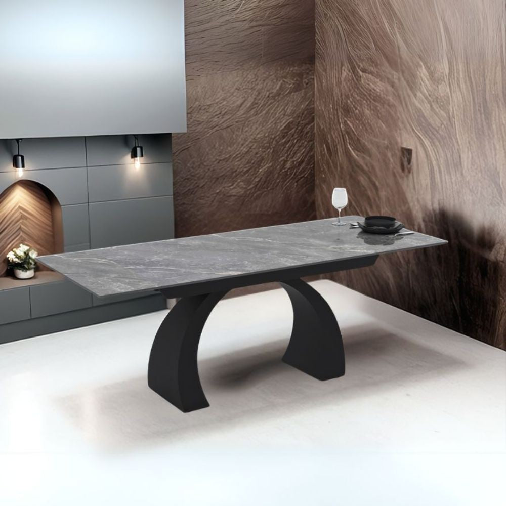 Tavolo allungabile Libra con piano in ceramica effetto marmo grigio e gambe nere