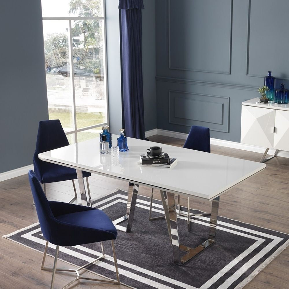Tavolo Enzio 185 × 95 cm con piano laccato lucido e gambe cromate